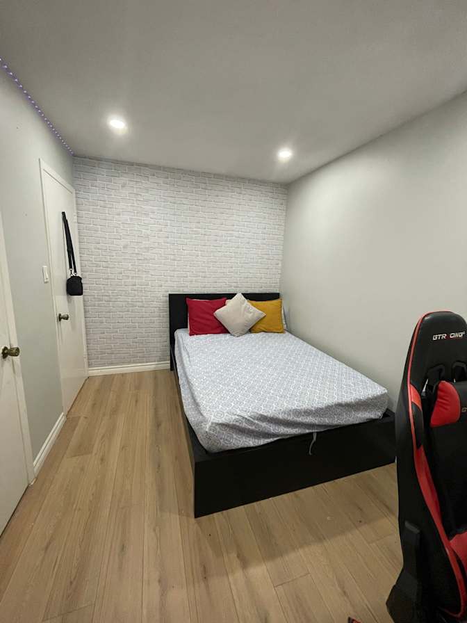 yogesh shekhawat's room