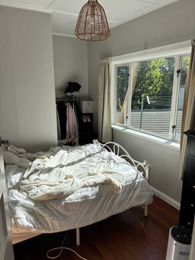 Jennifer's room