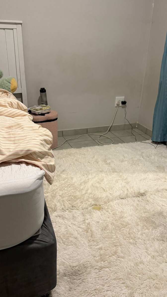 Pholoso's room