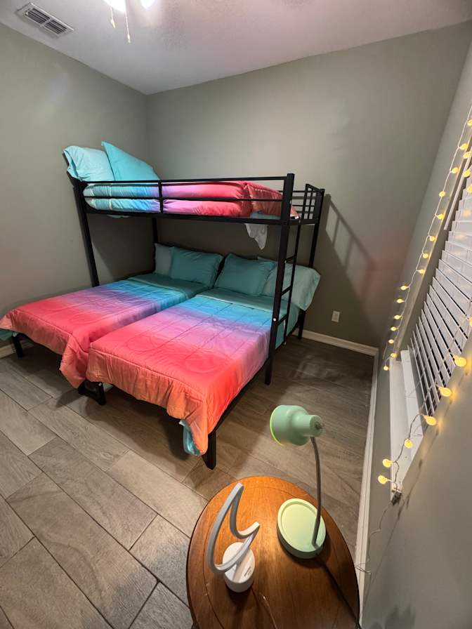 Linda's room