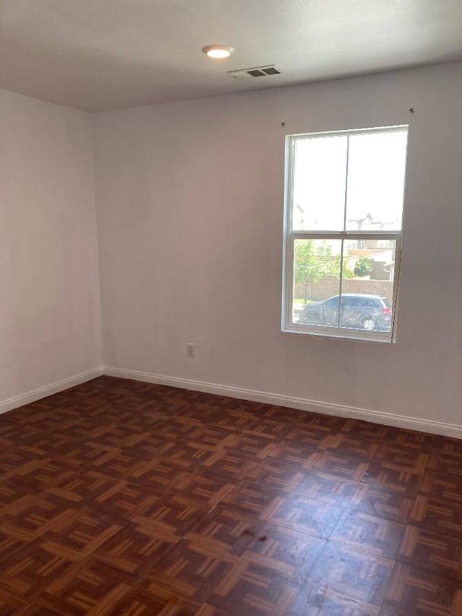 WILLIE JAMES MORGAN's room