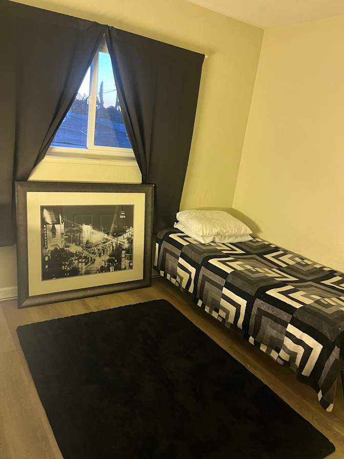 Eugenio Camano's room