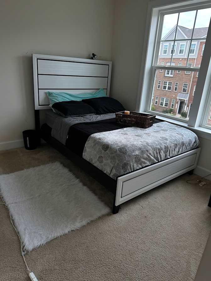 Olu's room
