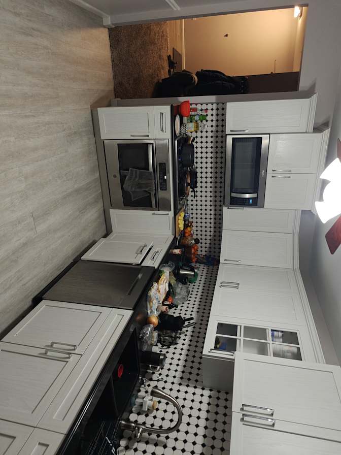 Valeriu's room