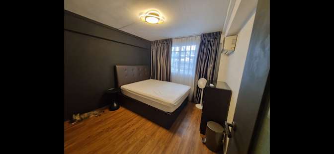 Lawrence kwek's room