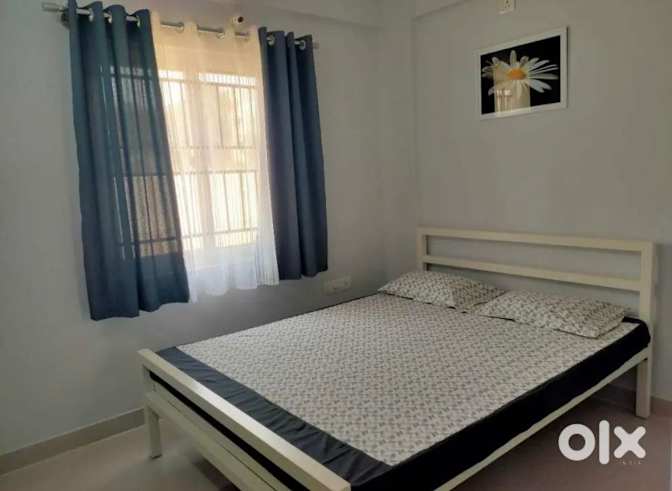 Dinesh's room