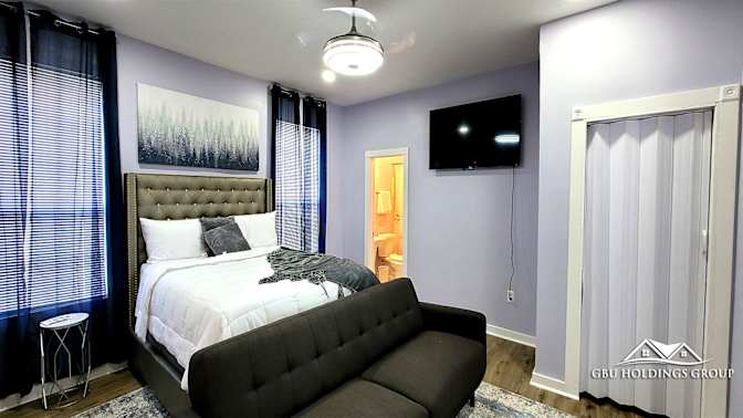 GBU Holdings Group's room