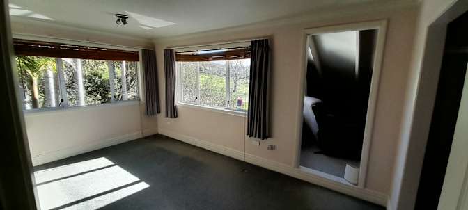 SENZ's room