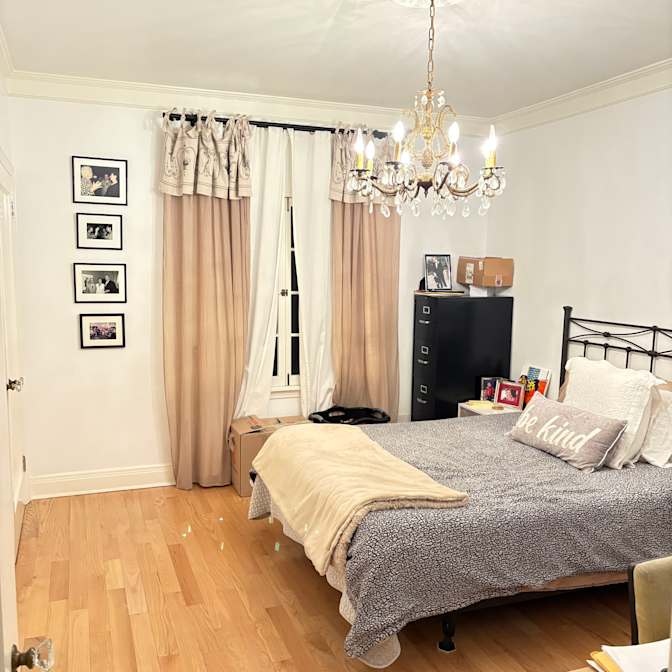 Kelly L Hager's room