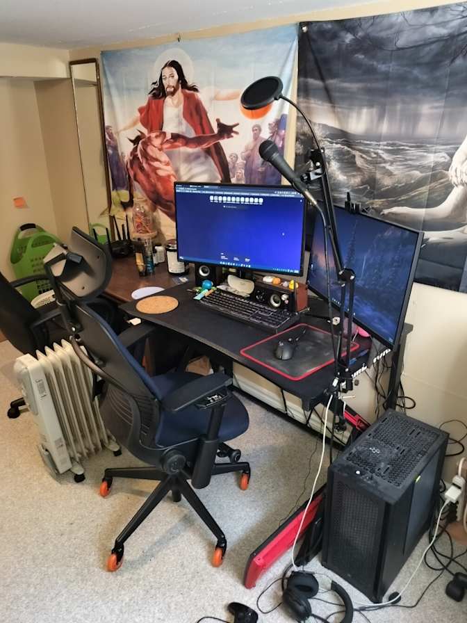 Felipe Martinez's room