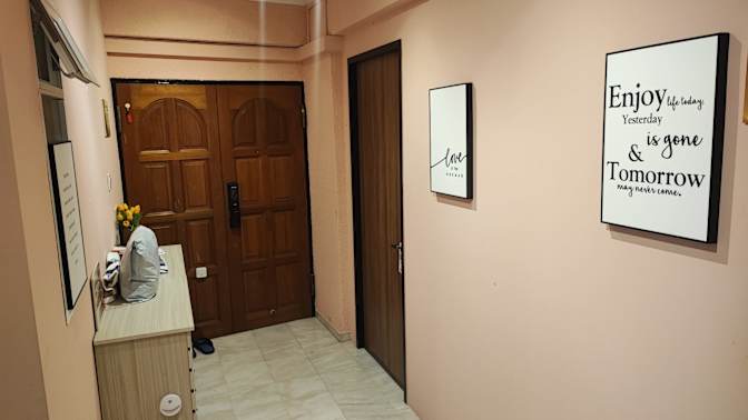 Shirley Tan's room