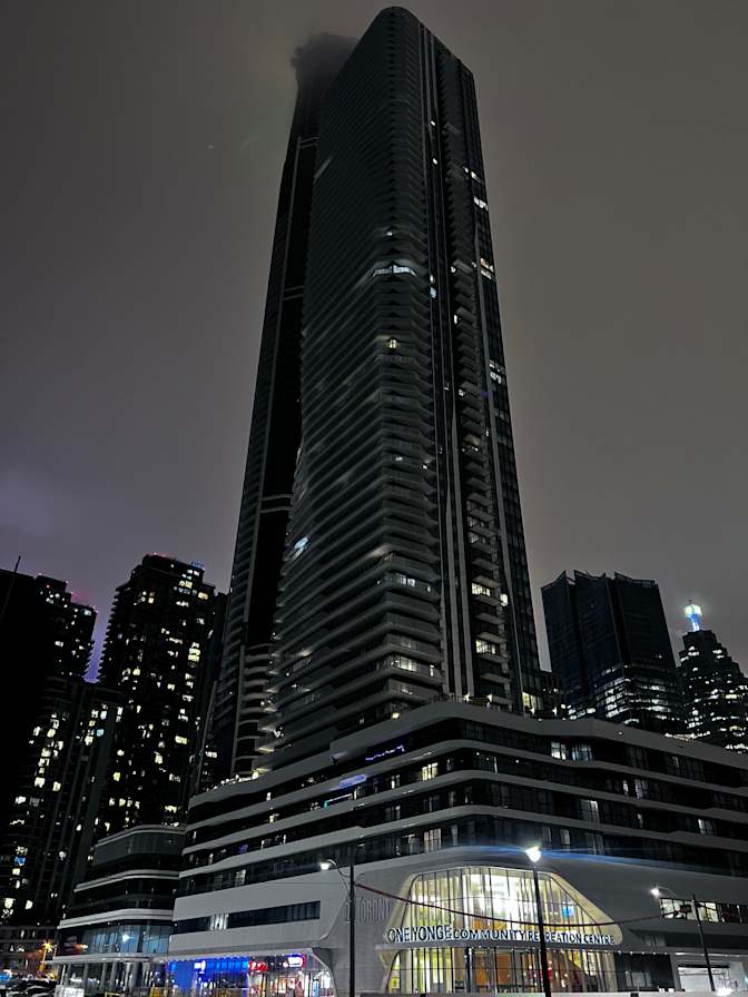 Abbshay simfukwe's room