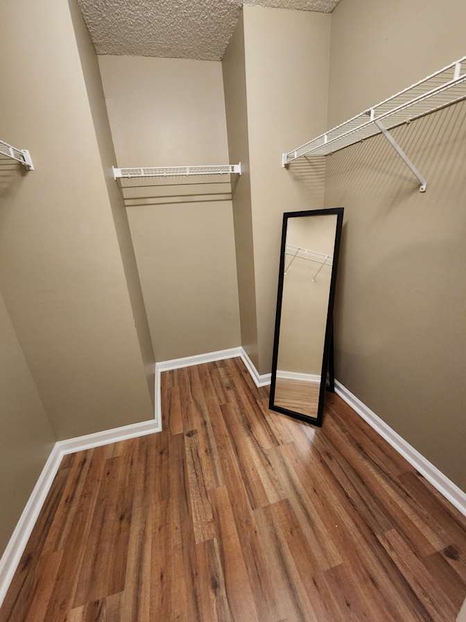 CL&C Property Management and Consulting's room