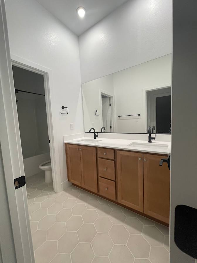 Diamond's room