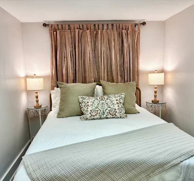 Elora's room