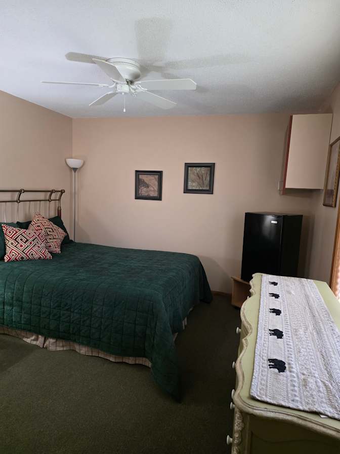 Don Flemino's room