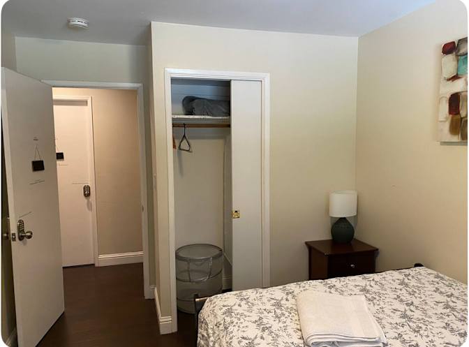 Li's room