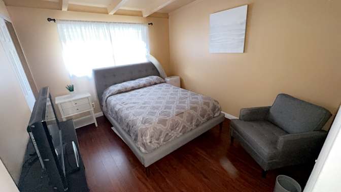 Oscar's room