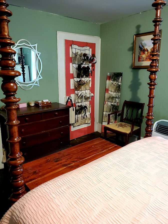 Lanier's room