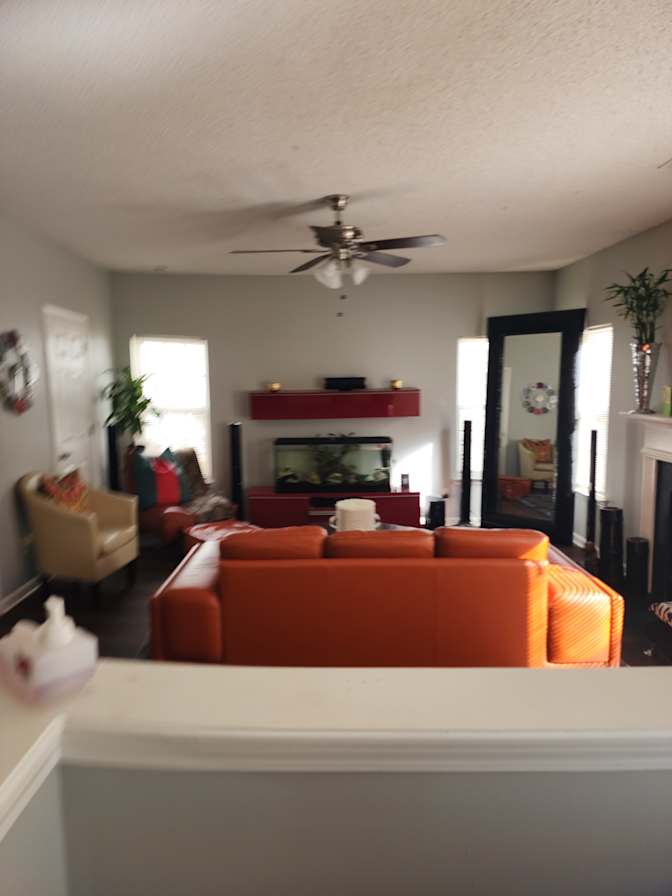 Reshela's room