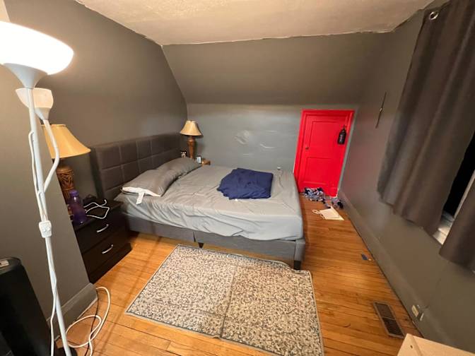 Nirav's room