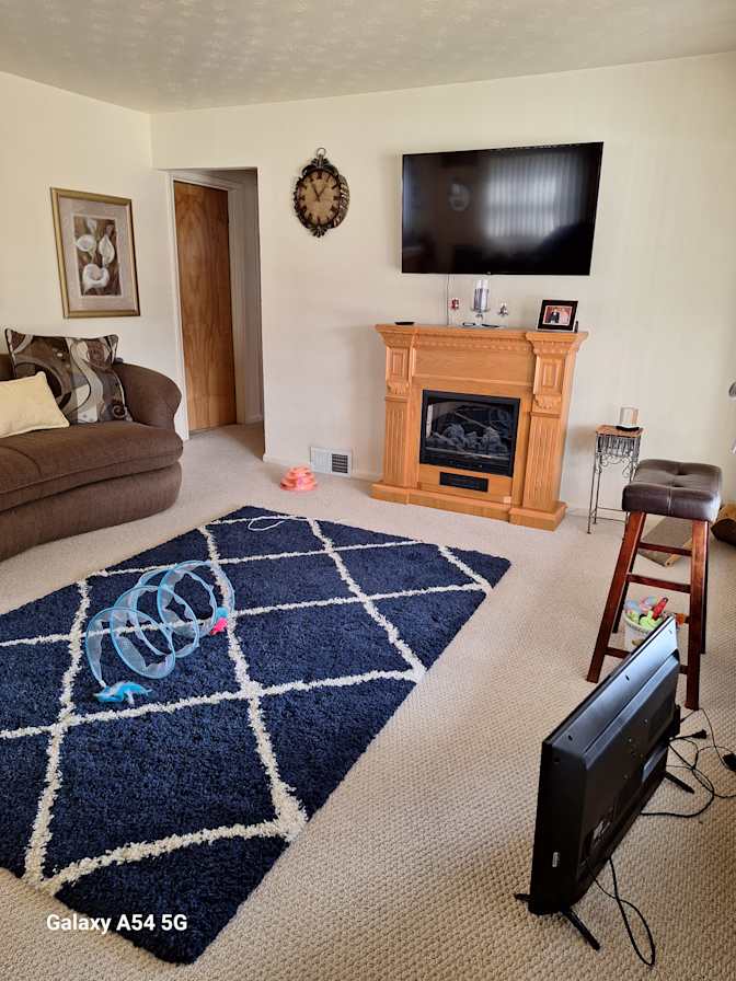 Linda's room