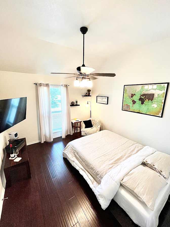 House of Stokes's room