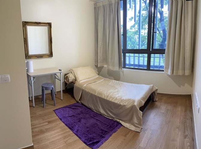Keng Ling's room