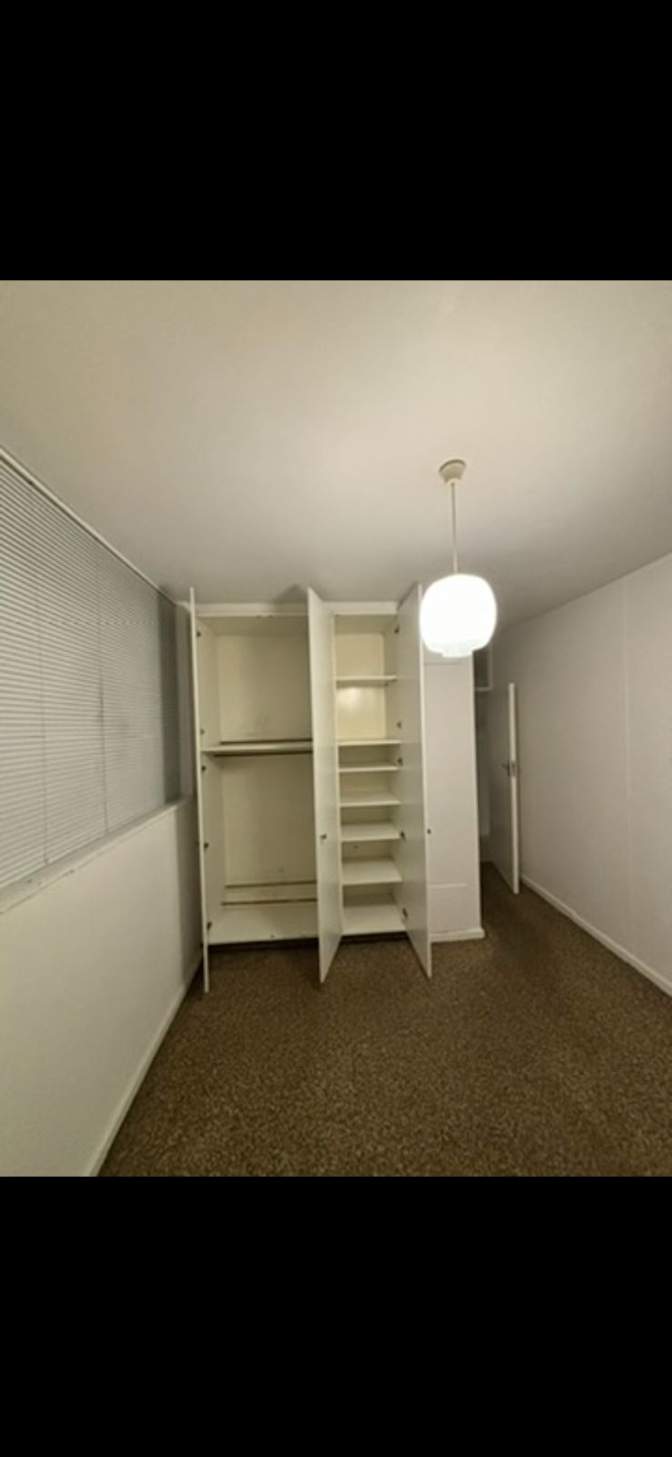 Valencia Hendricks's room