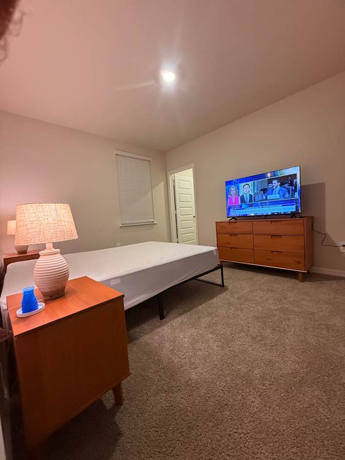 LandlordDRW's room