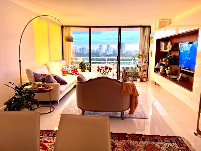Liz's room