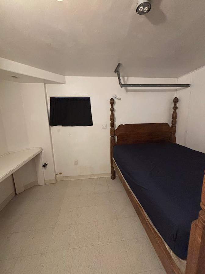 Guadalupe's room