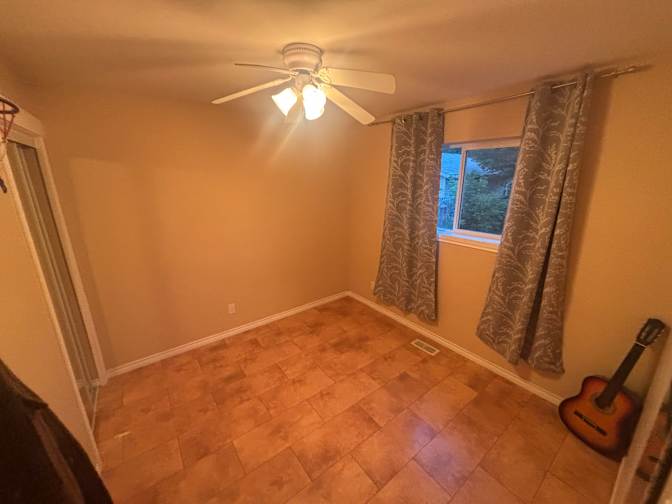 Donte Glapski's room