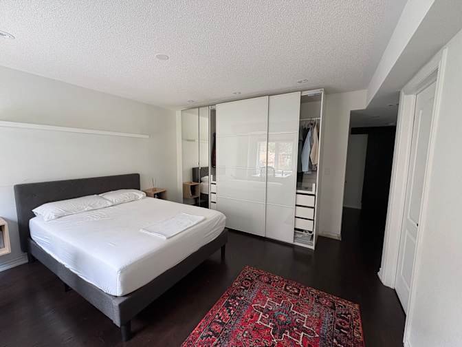 Tarik Towfeq's room