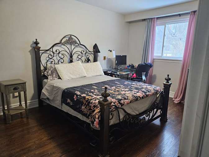 Jenna's room
