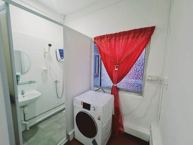 Roomy's room