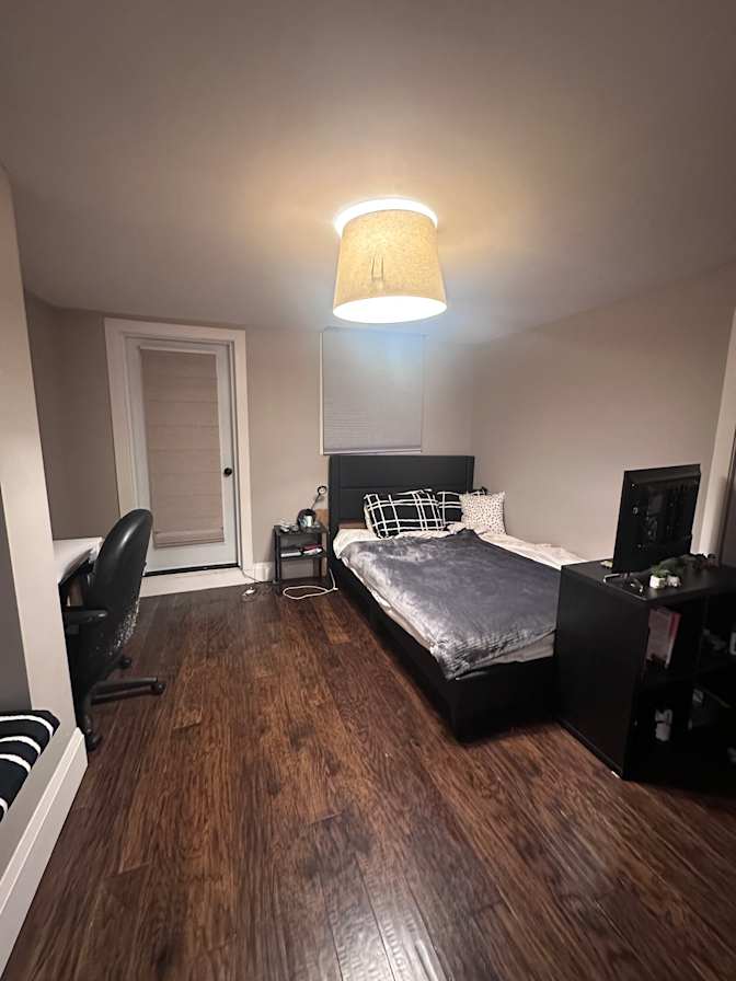 Emma's room