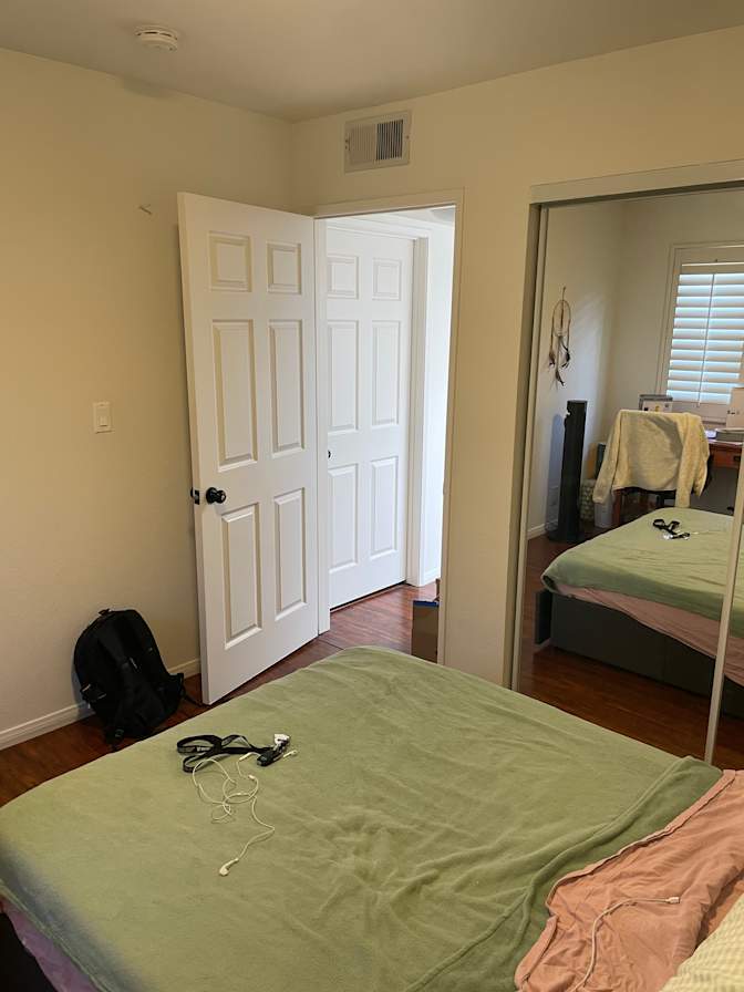 Anna's room