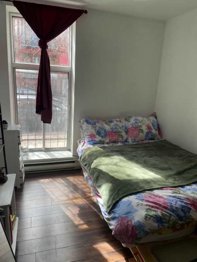 Arlo's room