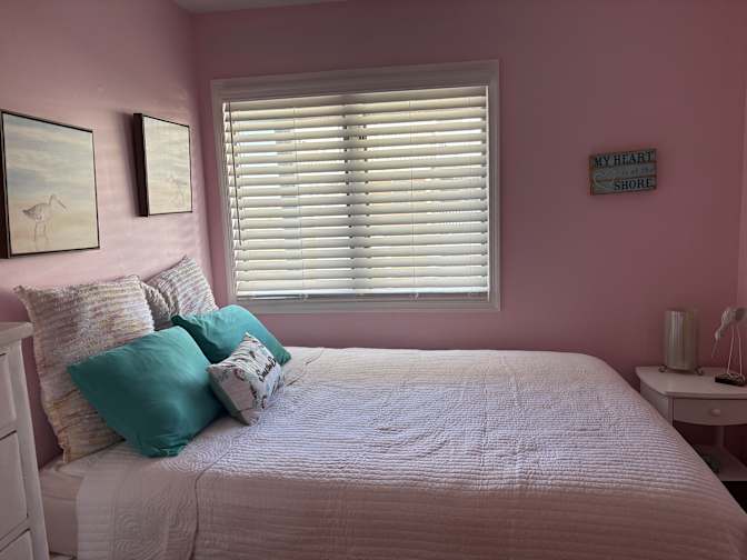 Carolyn's room