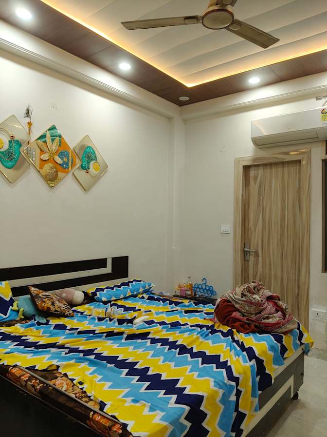 Aparna Mishra's room
