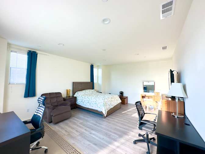 Anita's room