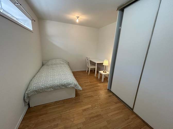 Shirin's room