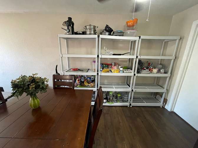 Peter Nguyen's room