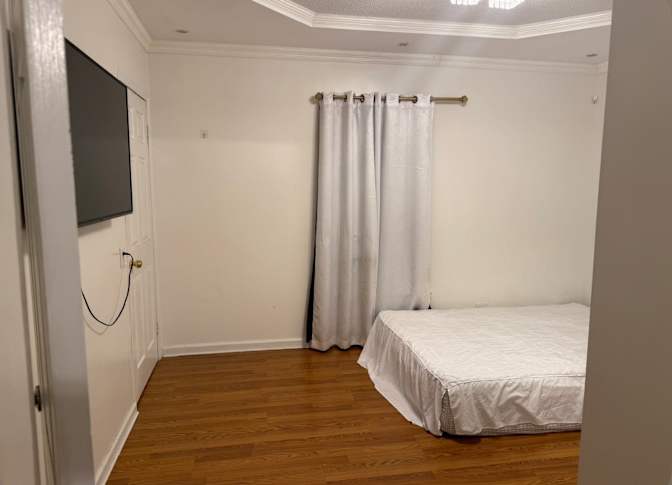 Sara's room