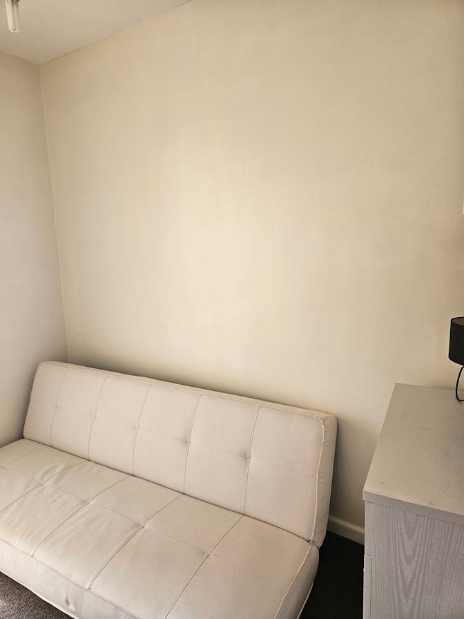 Lizzy's room