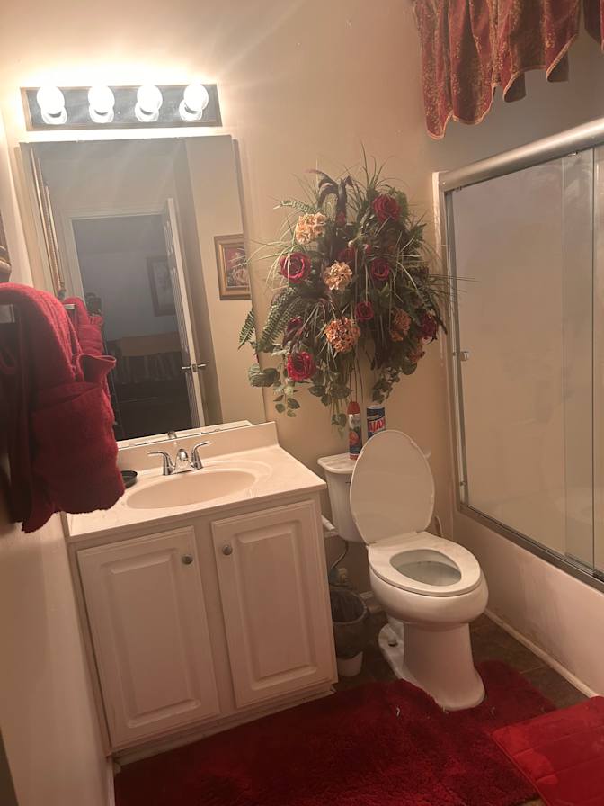 Tara's room