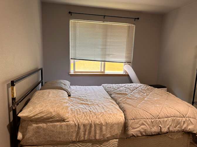 Tam's room