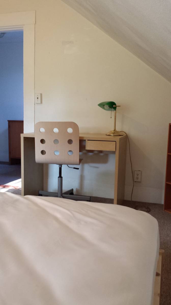 Dina's room