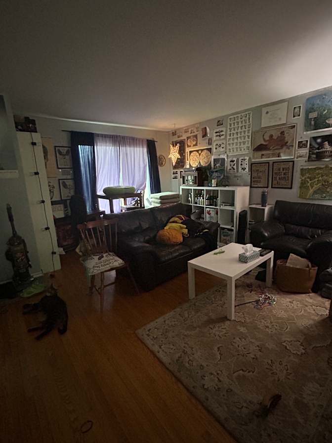 Chloe's room